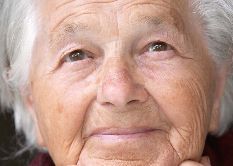 Ältere Frau © absolut - Fotolia.com Ältere Frau