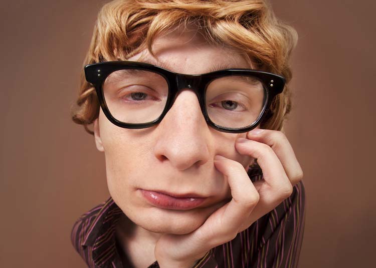 Gelangweilter Junge © NinaMalyna - Fotolia.com Gelangweilter Junge