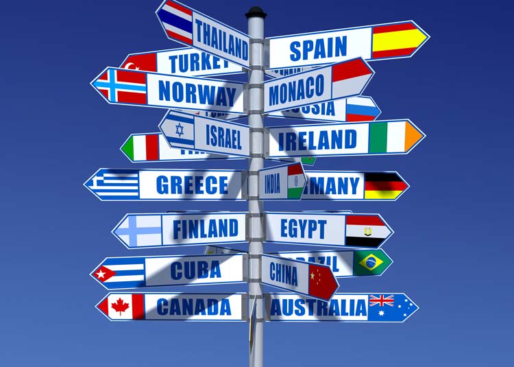 Wegweise mit Ländern der Welt © Strezhnev Pavel - Fotolia.com Wegweise mit Ländern der Welt